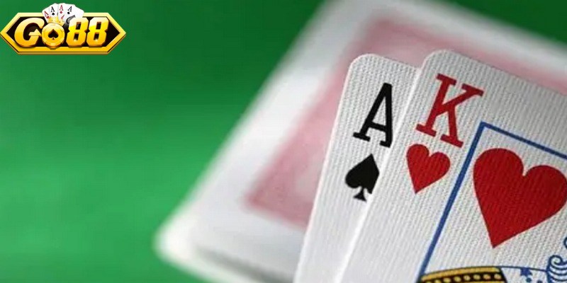Xì Dách Go88 Cùng Bí Kíp Đọc Vị Đối Thủ Chuẩn Xác 3 Bạn nên bluff đúng lúc khi chơi game